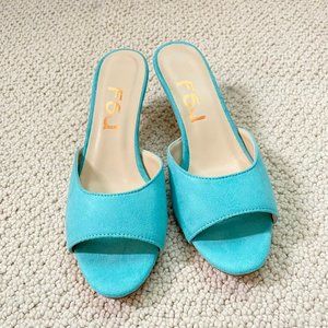 FSJ Size 6 Turquoise Blue Slipper Sandal Low Heel